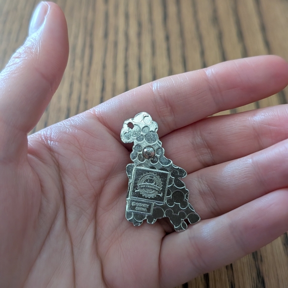 Disney Pin - Picture 2 of 3